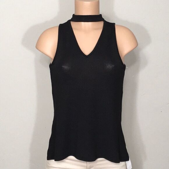 New Aqua V-neck top. NWOT - Picture 3 of 6